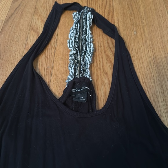 Seductions black and white small tank top - Picture 2 of 4